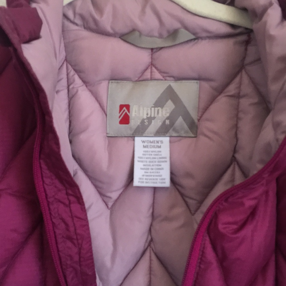 Alpine Design down sweater. - Picture 4 of 6